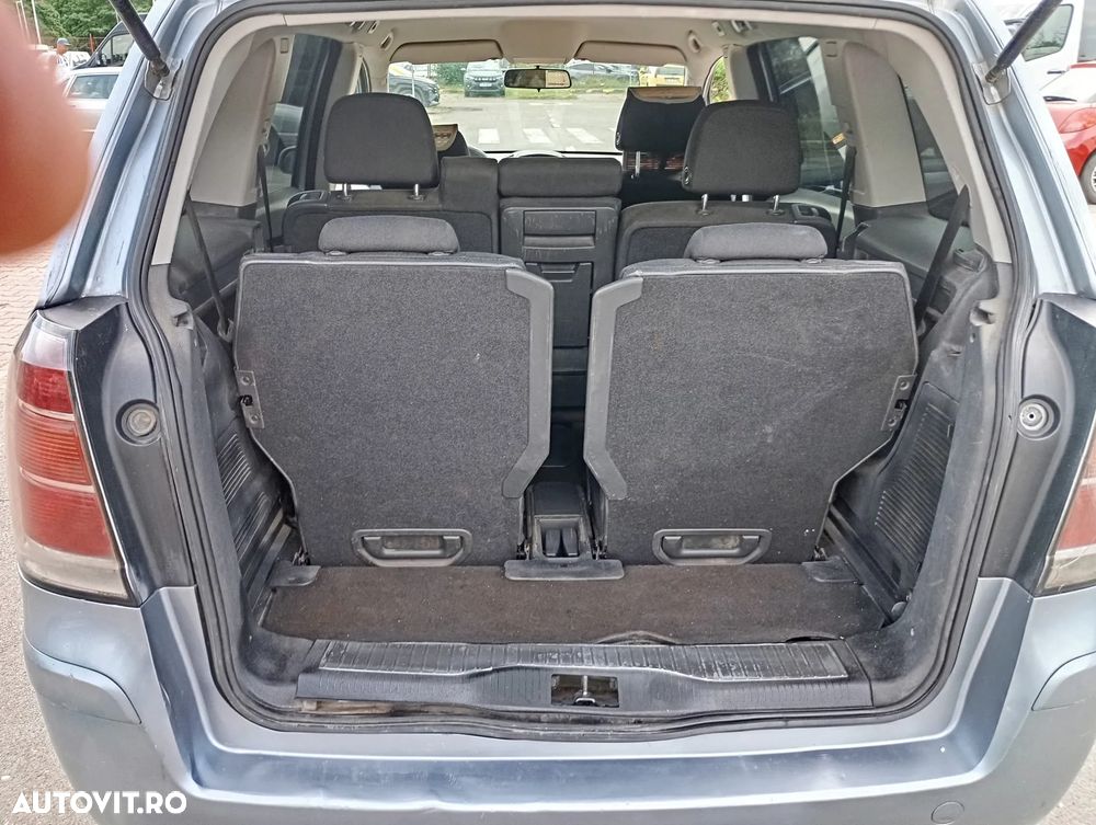Opel Zafira 1.6i Club - 7
