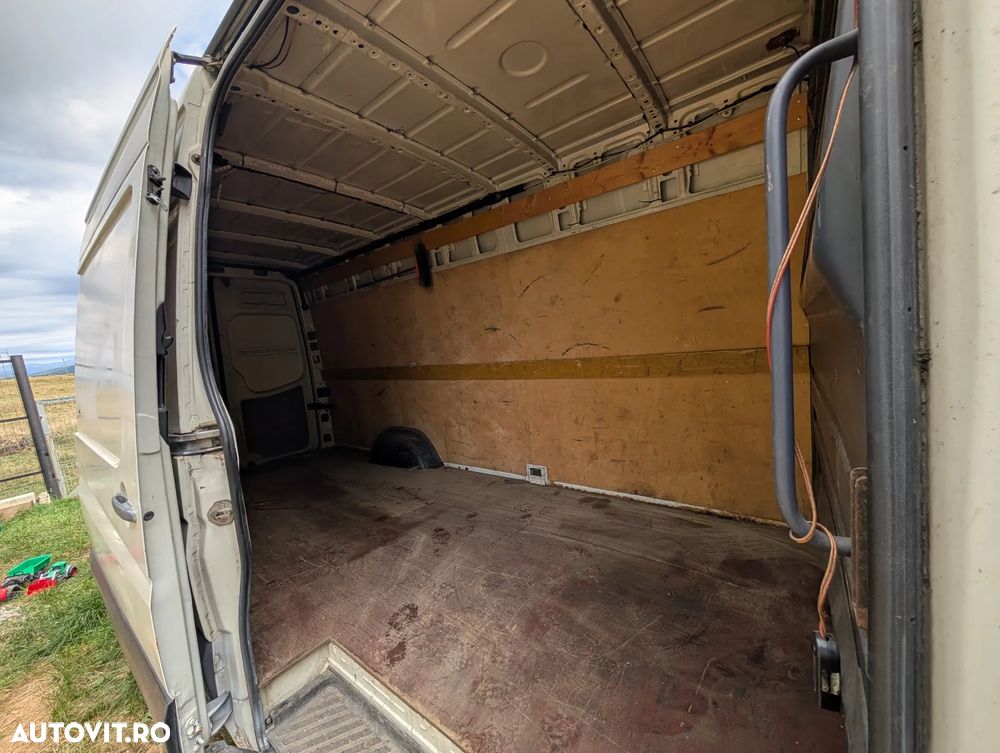 Volkswagen CRAFTER - 15