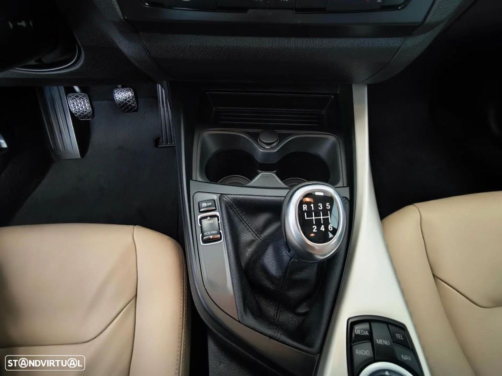 BMW 118 d Line Sport - 8