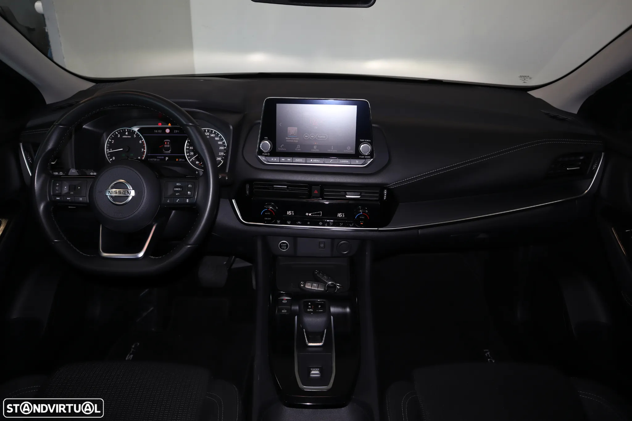 Nissan Qashqai 1.3 DIG-T N-Connecta Xtronic - 8