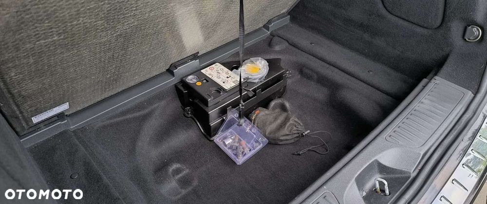 Mercedes-Benz Klasa B 200 CDI (BlueEFFICIENCY) - 23