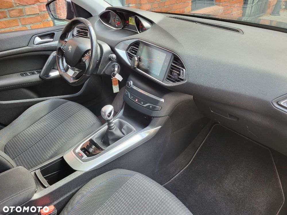 Peugeot 308 - 21