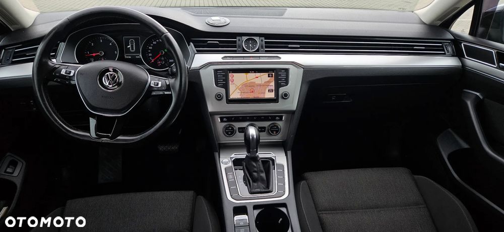Volkswagen Passat 2.0 TDI SCR Highline DSG - 8