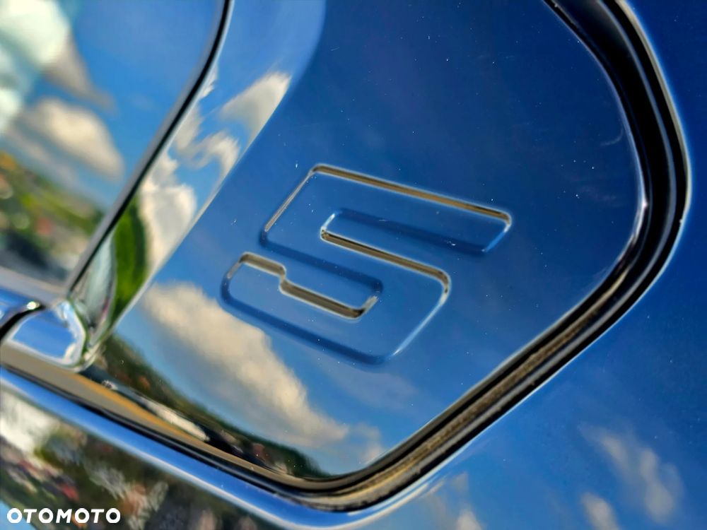 BMW Seria 5 520d xDrive mHEV - 18