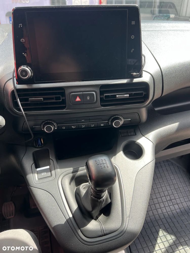 Peugeot Partner - 10