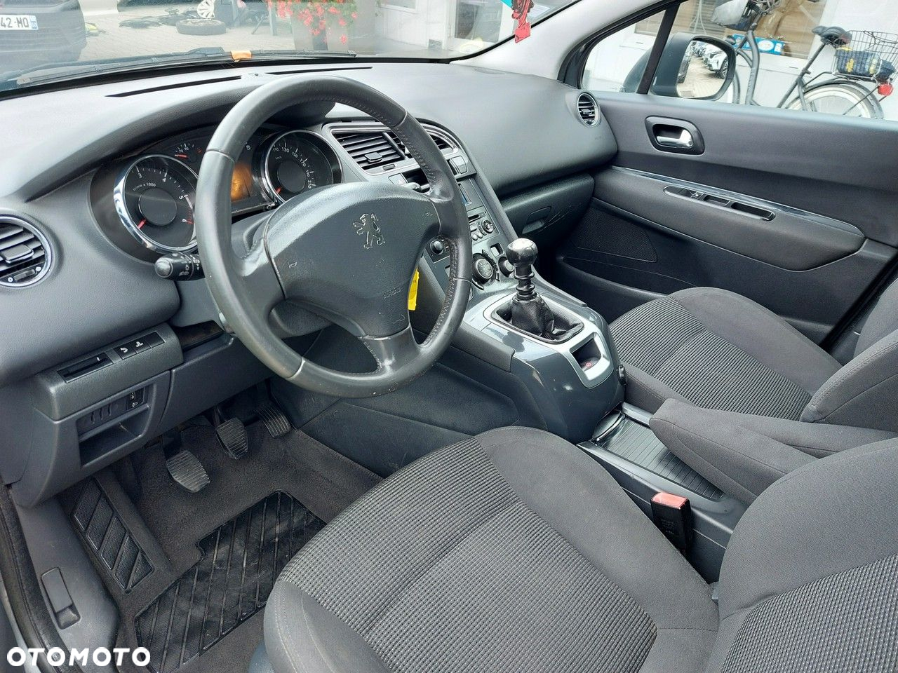 Peugeot 5008 - 14