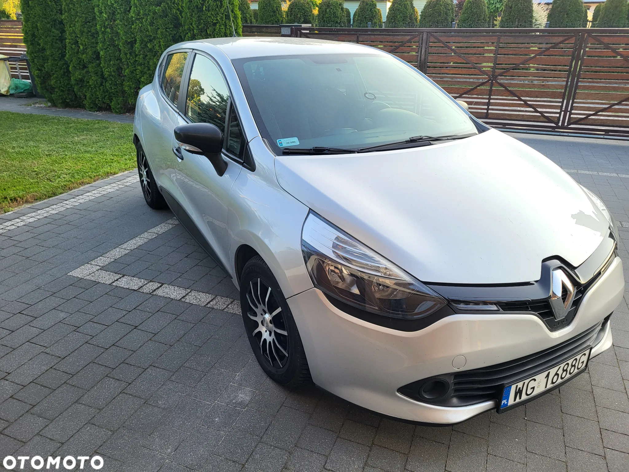 Renault Clio 1.2 16V Life - 8