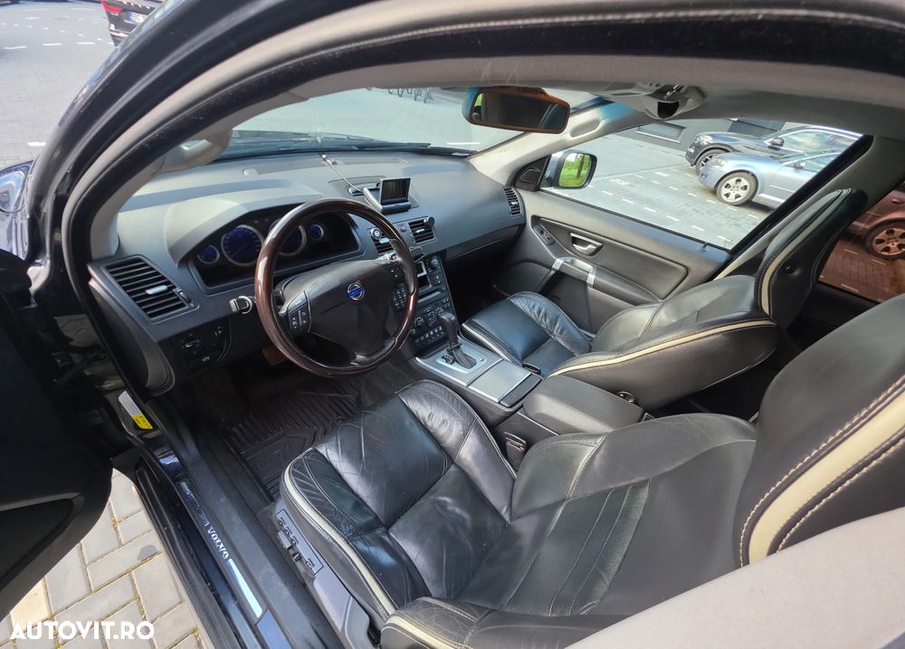 Volvo XC 90 2.4 D Aut. 7 locuri - 12