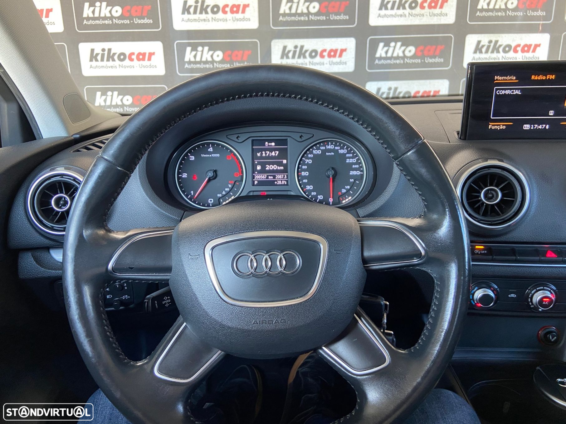 Audi A3 Limousine 1.6 TDI Attraction S tronic - 11