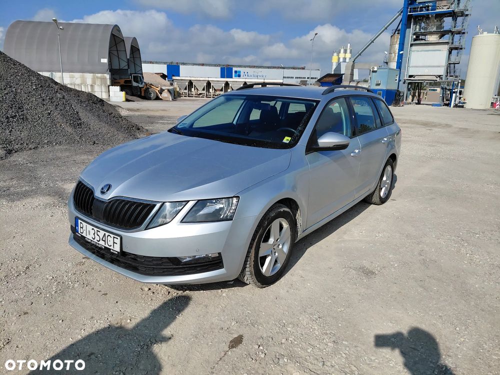 Skoda Octavia 2.0 TDI SCR Ambition - 2