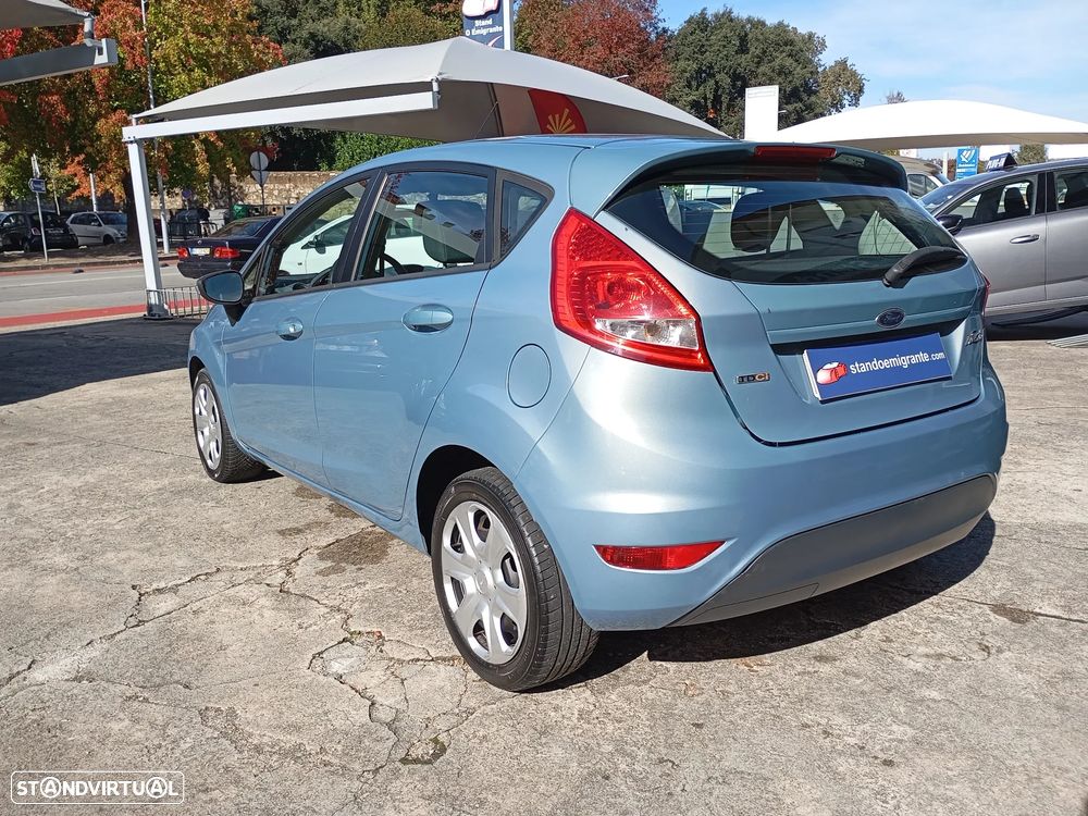 Ford Fiesta 1.4 TDCI - 2