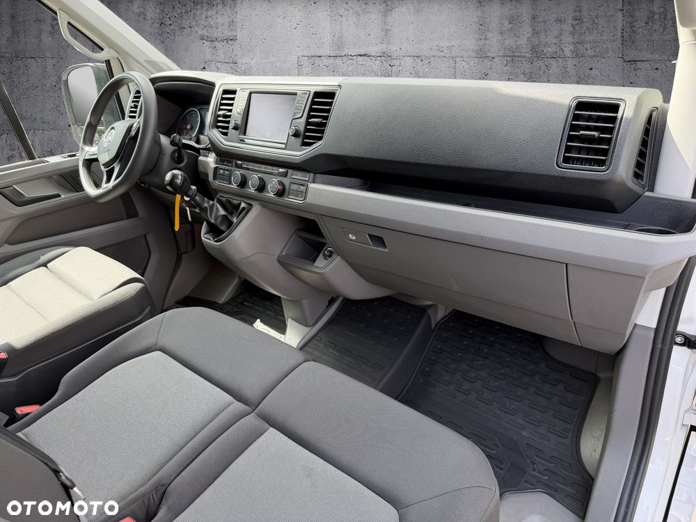 Volkswagen Crafter - 13