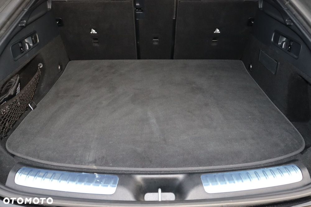 Mercedes-Benz GLC 220 d mHEV 4-Matic AMG Line - 17