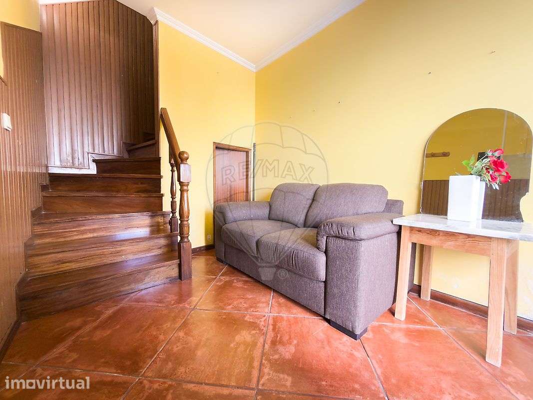 Moradia T2 para venda - Grande imagem: 2/19