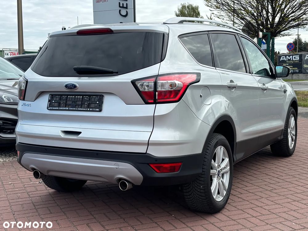 Ford Kuga - 4