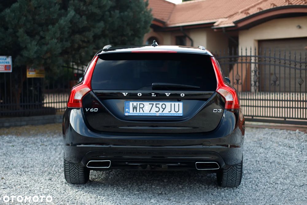 Volvo V60 D3 Summum - 9