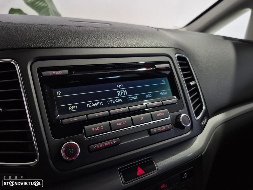 VW Sharan 2.0 TDI Highline - 17