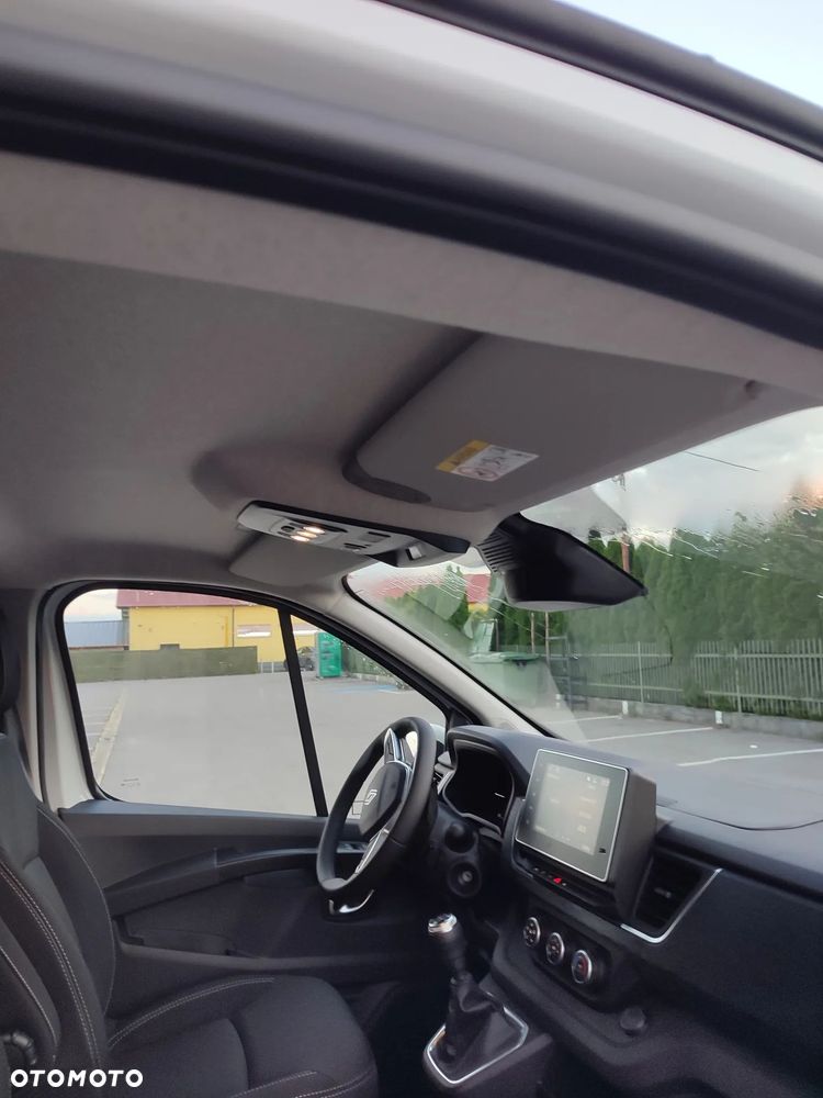 Renault TRAFIC - 11