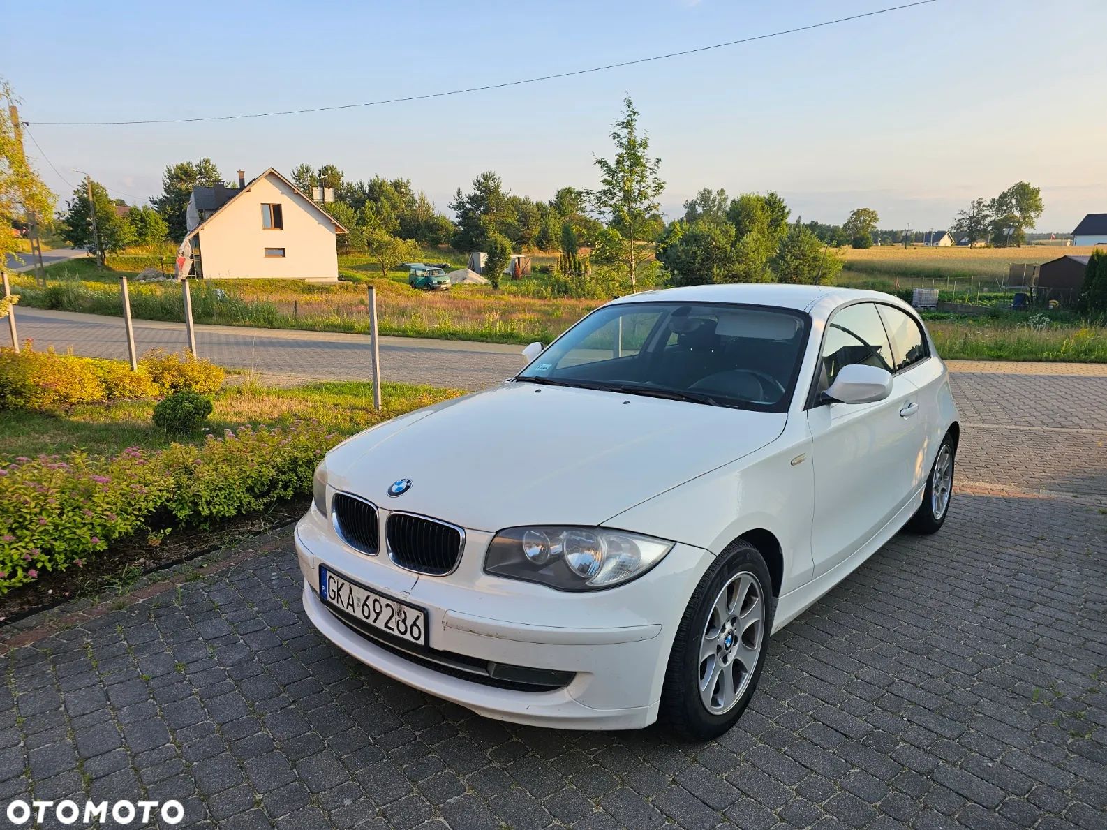 BMW Seria 1 116i - 1