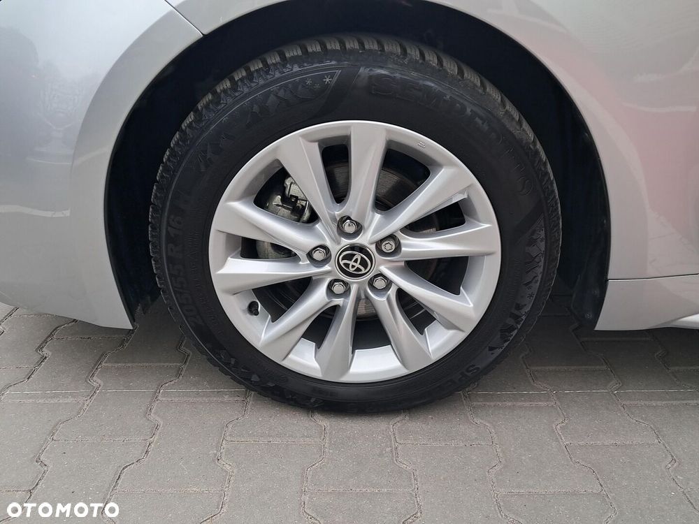 Toyota Corolla 1.8 Hybrid Comfort - 23