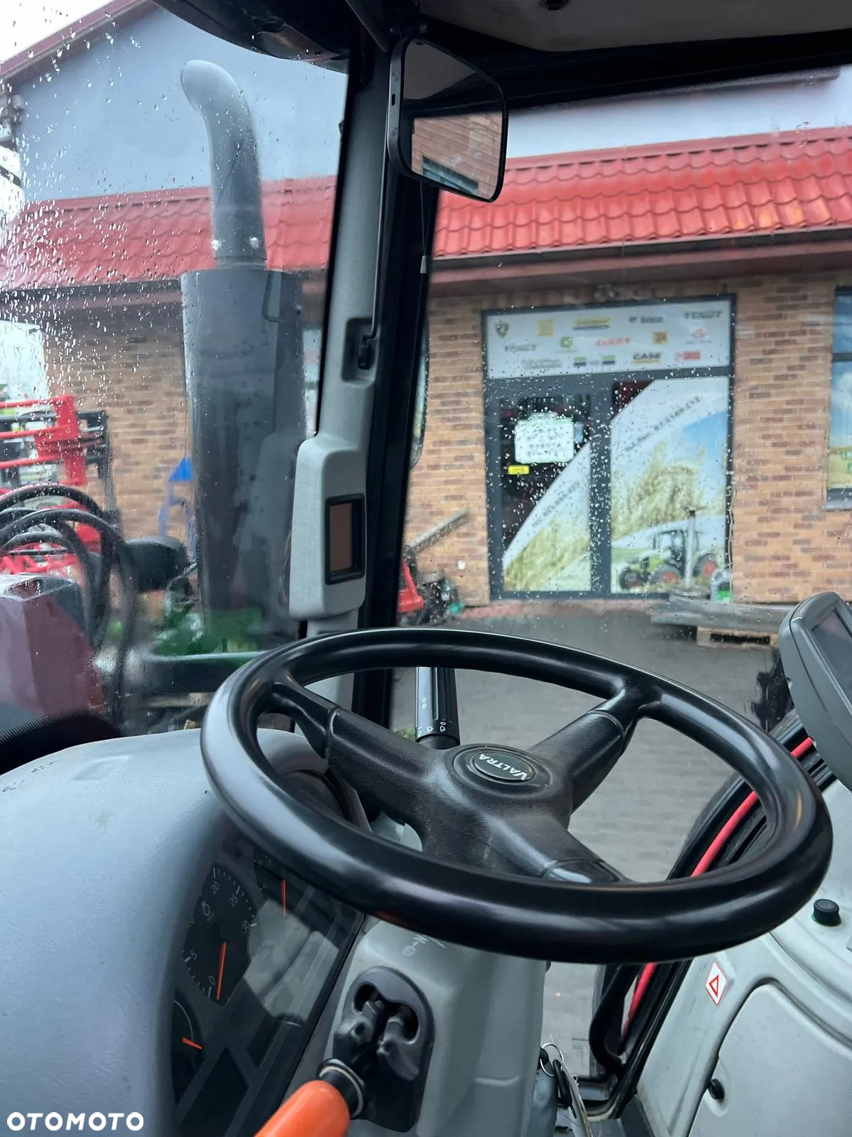 Valtra N 142 143  163 - 16