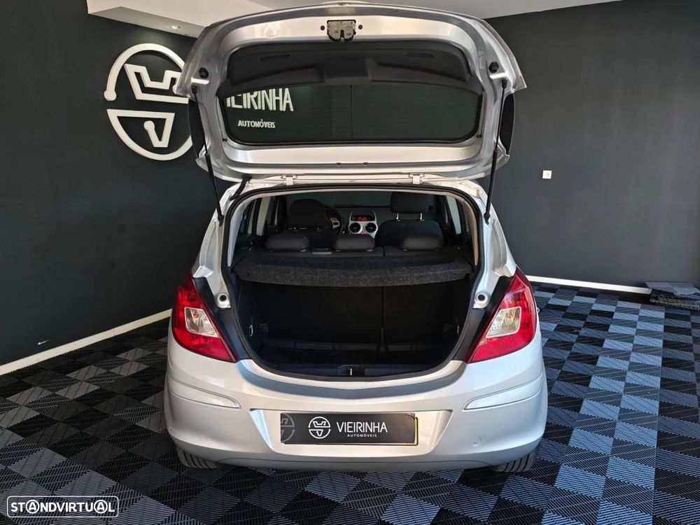 Opel Corsa 1.2 Enjoy - 47