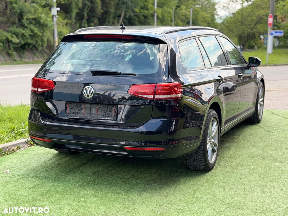 Volkswagen Passat - 13