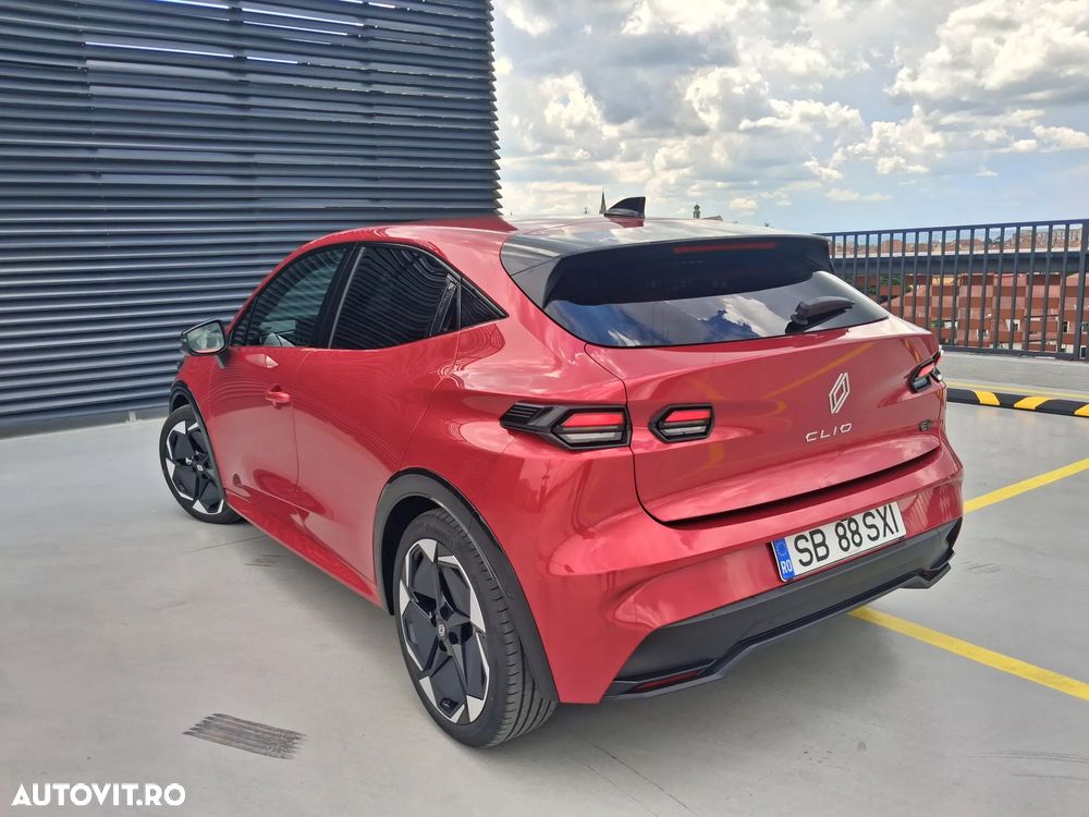 Renault Clio VI E-Tech 160 HEV Techno - 5
