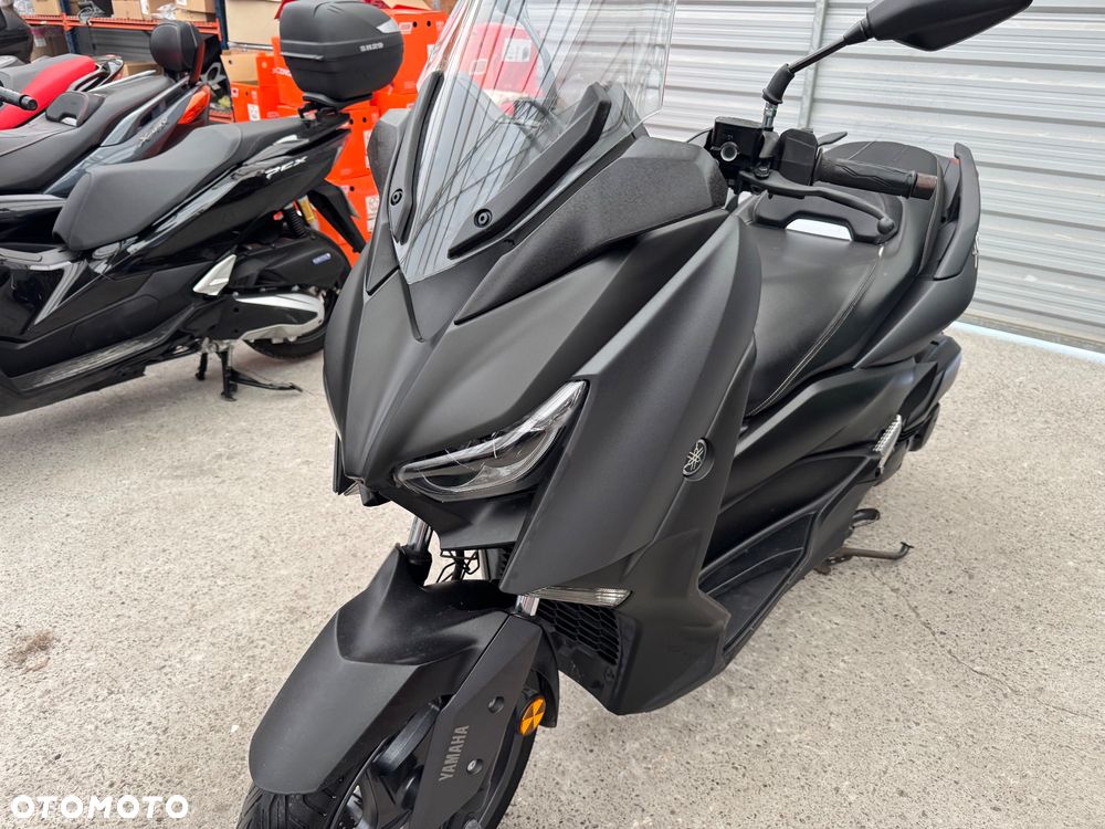 Yamaha X-max - 18