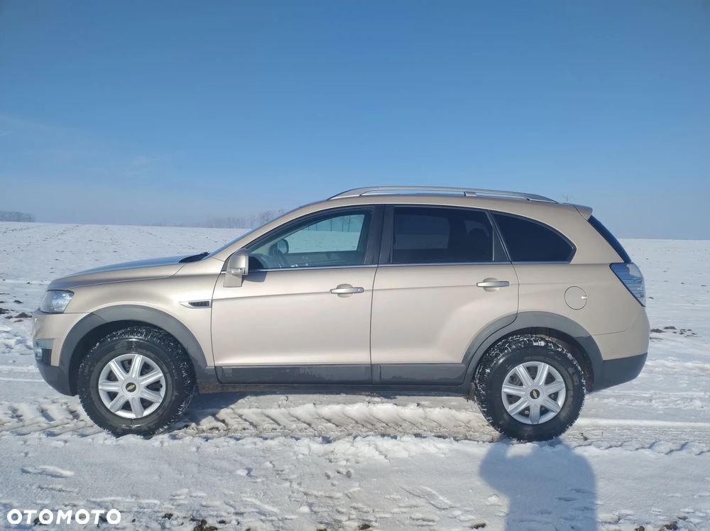 Chevrolet Captiva 2.2 D LTZ - 3