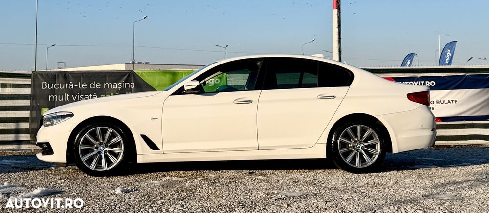 BMW Seria 5 520d Aut. Sport Line - 7