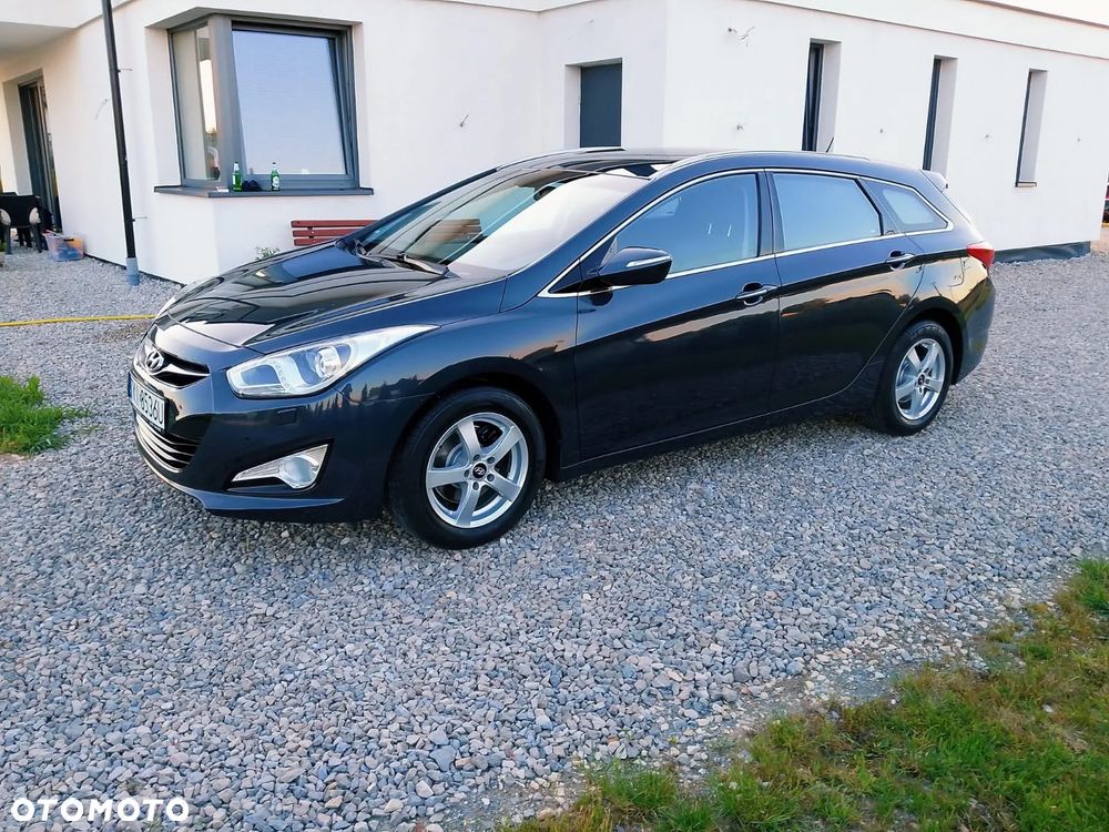 Hyundai i40 i40cw 1.6 Fifa World Cup Edition - 1
