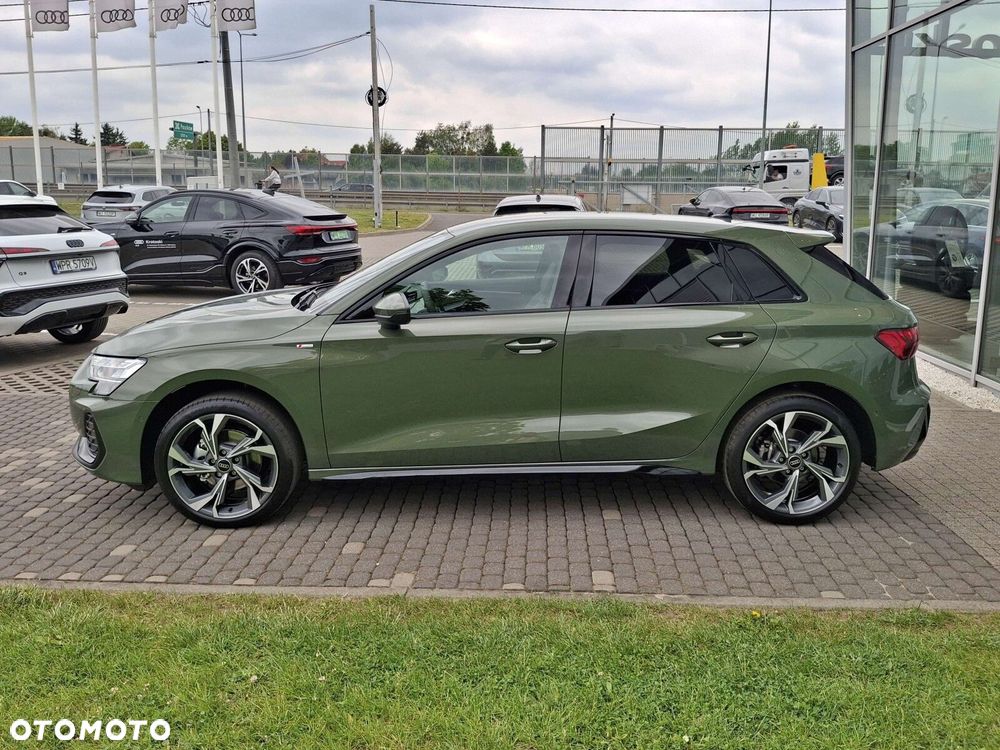 Audi A3 Sportback - 4