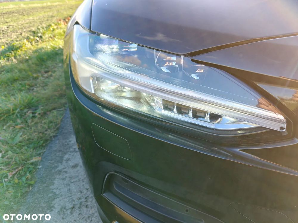 Volvo S90 T5 Momentum - 10