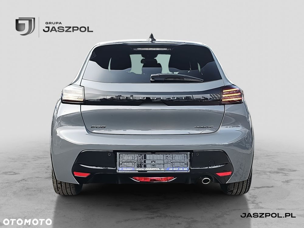 Peugeot 208 - 6