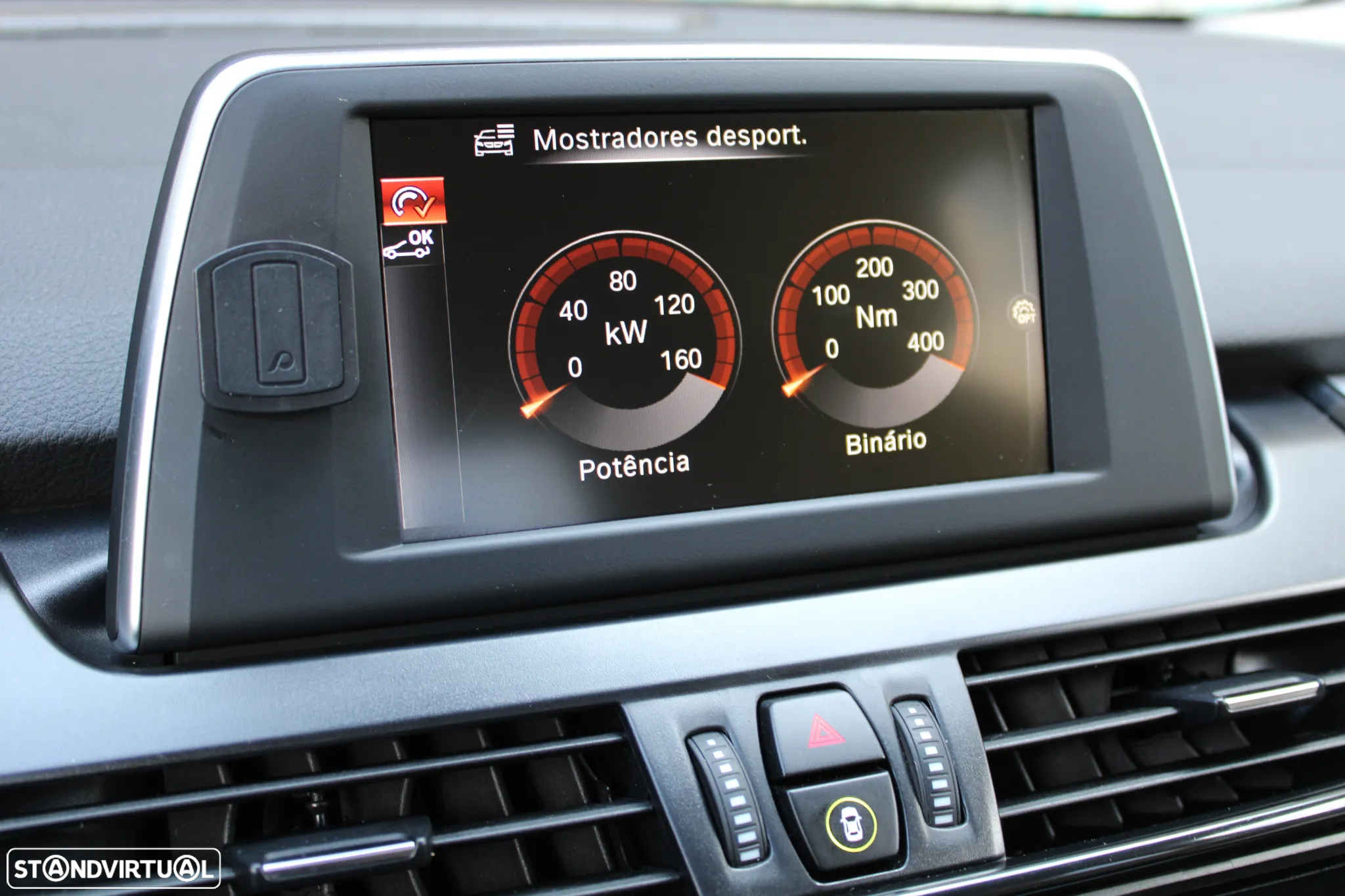 BMW 218 Active Tourer d Advantage Auto - 35