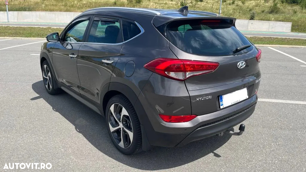 Hyundai Tucson - 4