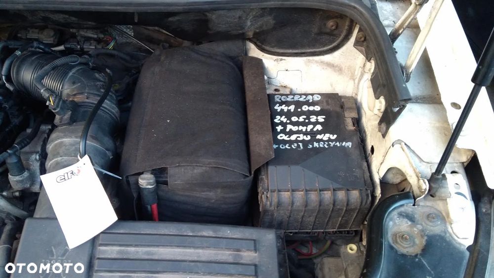 Volkswagen CADDY MAXI - 18