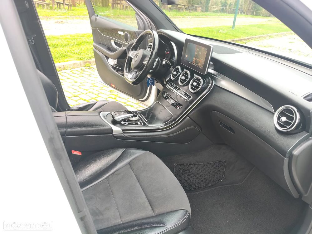 Mercedes-Benz GLC 250 d 4Matic 9G-TRONIC AMG Line - 30
