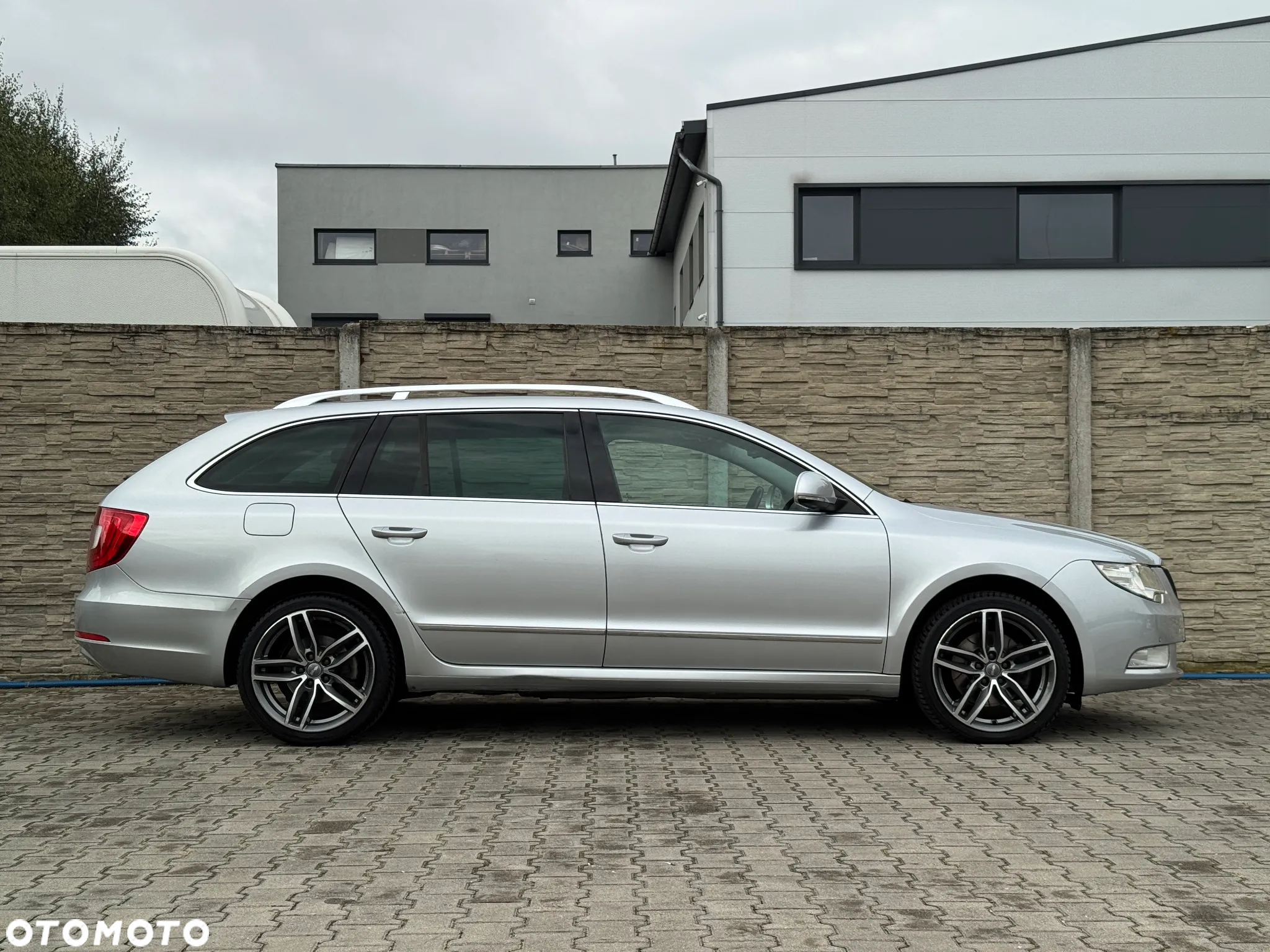 Skoda Superb 1.8 TSI Platinum DSG - 8