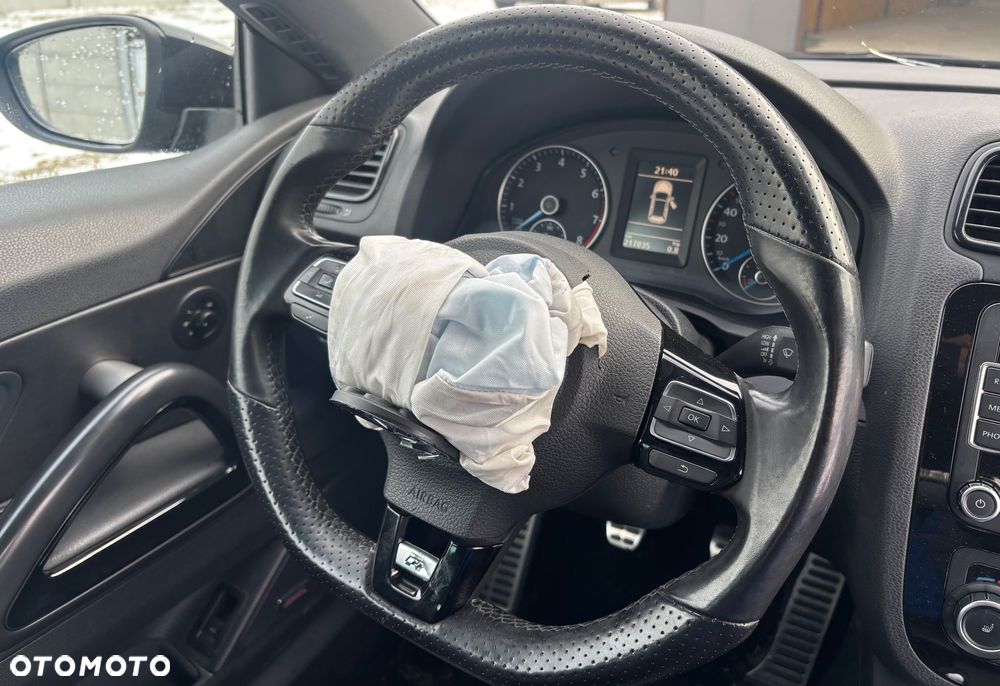 Volkswagen Scirocco R - 31