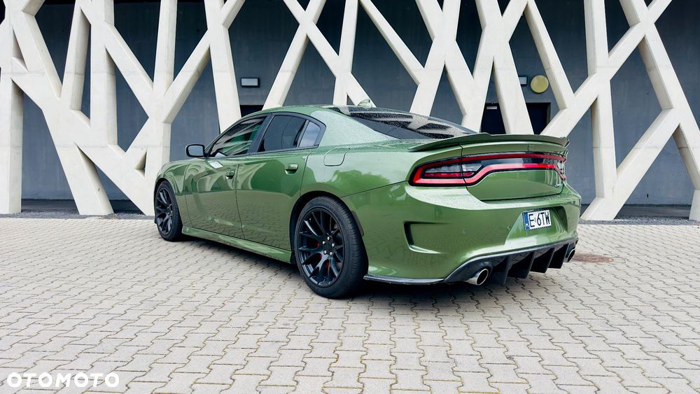 Dodge Charger - 9