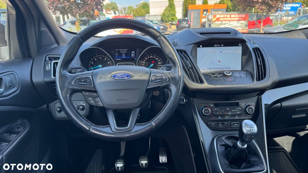 Ford Kuga 1.5 EcoBoost 2x4 ST-Line - 33