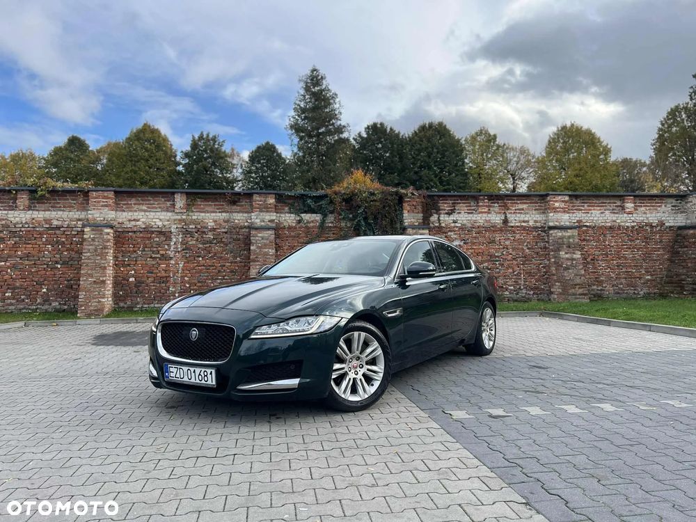 Jaguar XF ver-20d-awd-sportbrake-prestige - 3