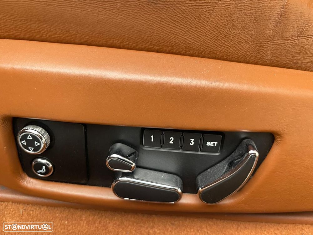 Bentley Continental GT - 18