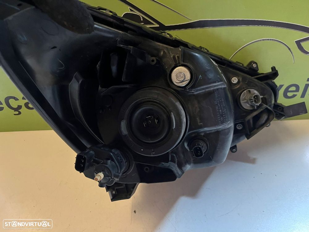 Mitsubishi Space Star VI FAROL ESQUERDO - FF799 - 6