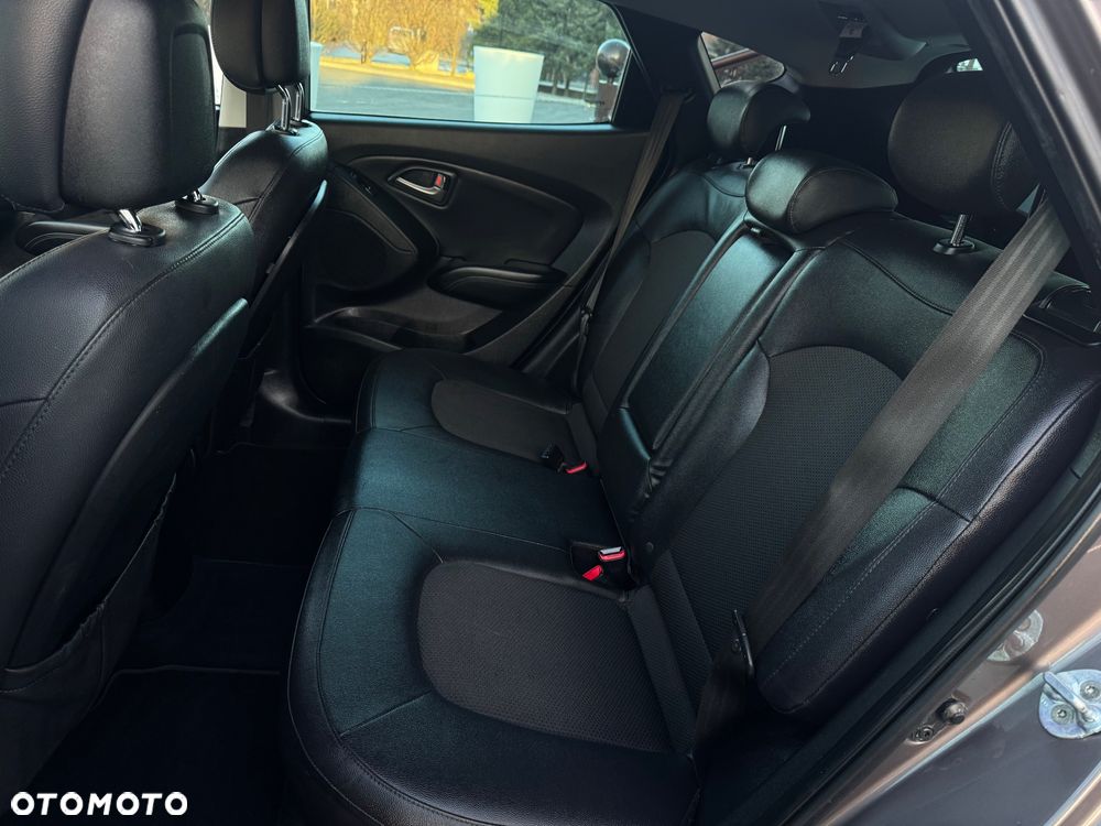 Hyundai ix35 blue 1.6 2WD Finale Gold - 24