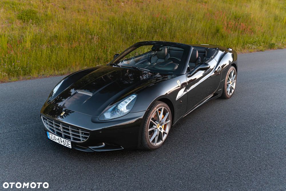 Ferrari California F1 DCT - 18
