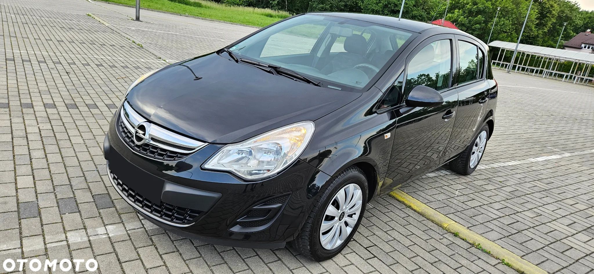 Opel Corsa 1.4 16V Active - 1
