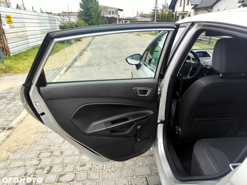 Ford Fiesta 1.0 Silver X Plus 2 - 18